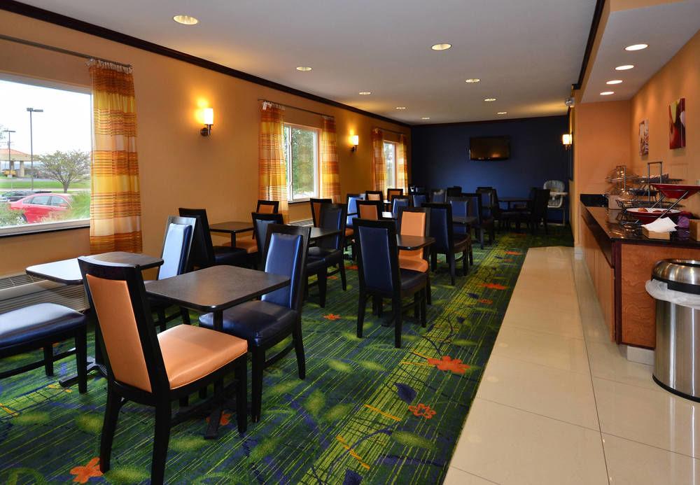 Fairfield Inn & Suites Джефферсон-Сіті Екстер'єр фото